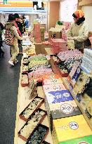 Kyoto shop replaces price tags on sales tax rise