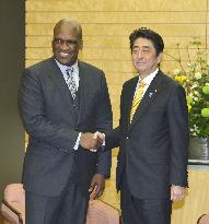 Abe, U.N. assembly chief Ashe agree to push Security Council reform