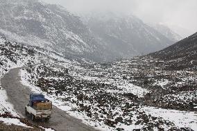 Mountain road in northeastern India