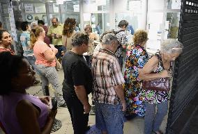 Senior Brazilians flock to elderly-only lottery stand