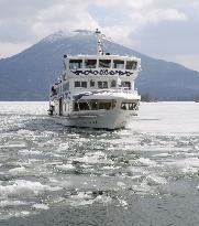 Ice-breaking tour boat in operation at Lake Akan