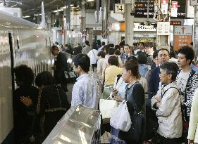 Holiday traveler exodus starts as Japan enters Golden Week