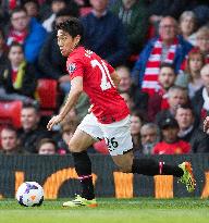 Man United's Kagawa in action against Norwich