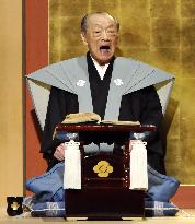 Master 'Joruri' chanter Takemoto ends final performance