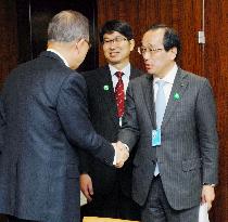 Hiroshima, Nagasaki mayors meet U.N. chief