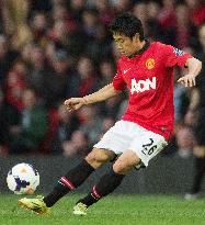 Manchester's Kagawa in action against Hull City