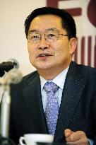 S. Korean vice defense minister meets foreign reporters