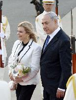 Israeli PM Netanyahu arrives in Tokyo for meeting with Abe