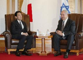 Kishida, Netanyahu