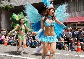 Women dance samba during Kobe Festival