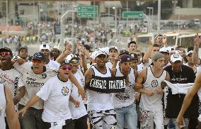 Supporters head for 1st official match at Arena de Sao Paulo