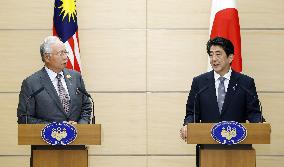 Japanese, Malaysian prime ministers