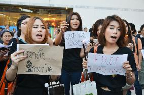 Anti-coup rally in Bangkok