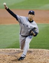 More struggles for Kuroda as Yankees lose to White Sox