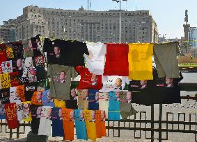 El-Sisi T-shirts sold at Cairo's Tahrir Square