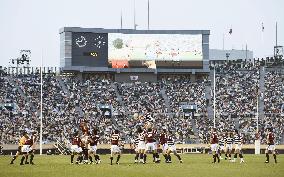 Rugby legends play at Tokyo's National Stadium