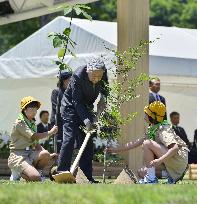 Imperial couple attend tree-planting ceremony