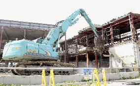 Demolition of ex-Otsuchi town office bldg. begins