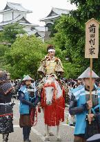 Actor Harada rides horse in Hyakumangoku Matsuri parade