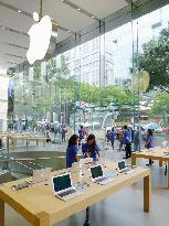 New Apple Store unveiled in Tokyo