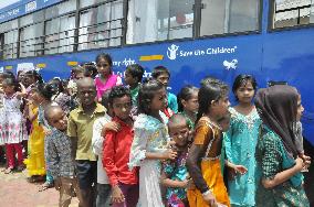 Mobile library launched in Mumbai