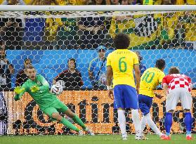 Brazil beat Croatia 3-1