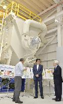 Premier Abe visits recycling facility in western Japan