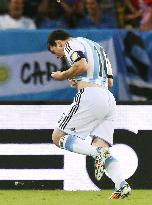Argentina beat Bosnia-Herzegovina 2-1