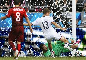 Germany crush Portugal 4-0