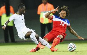 U.S. beat Ghana 2-1