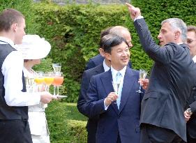 Crown prince chats with Swiss Pres. Burkhalter