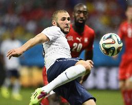 France beat Switzerland 5-2 in Group E match