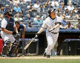 Matsui pops up in Yankees' Old-Timers' Day game