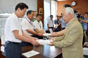 Opposing to restart of Sendai nuclear plant