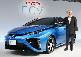 Toyota to launch hydrogen fuel cell vehicle in Japan by March 2015