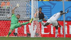 Portugal beat Ghana 2-1