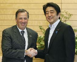 Japanese prime minister, Mexican foreign minister