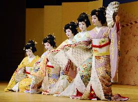 Final rehearsal of 'geisha' dance competition in Kyoto