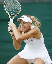 Wozniacki advances to 4th round at Wimbledon tennis