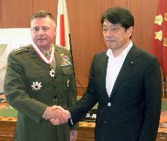 Japan's defense minister meets U.S. Marine commander