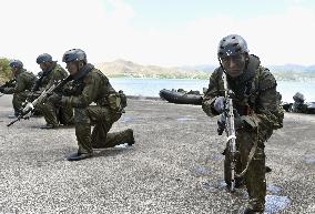 GSDF holds joint drills with U.S. Marine Corps