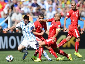 Argentina beat Switzerland 1-0