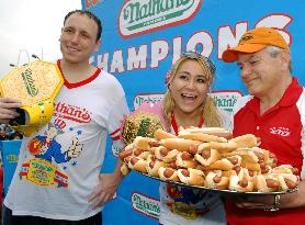 Japanese woman wins U.S. hot dog eating contest