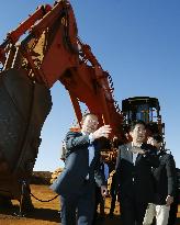 Japanese PM Abe visits Australia mining heartland