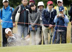 Miyazato makes bunker shot at British Open