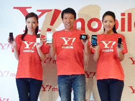 Ymobile announces smartphone service plans