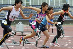 Onishi sprints in women's T42 100m dash