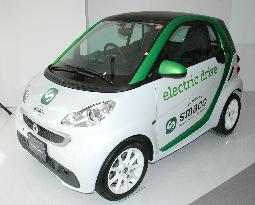 Electric vehicle for one-way car-sharing service unveiled
