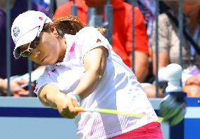 M. Miyazato tees off on 3rd day of Int'l Crown