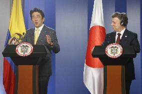 Japan agrees with Colombia to strengthen ties with Pacific Alliance